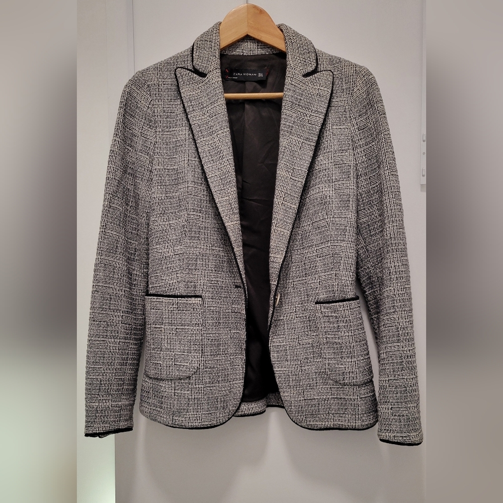 Zara Gray and Black Textured Blazer